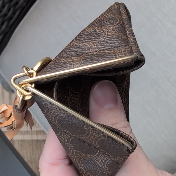 Vintage Celine Macadam Triangular Brown Leather Coin Purse - Picture 10 of 10
